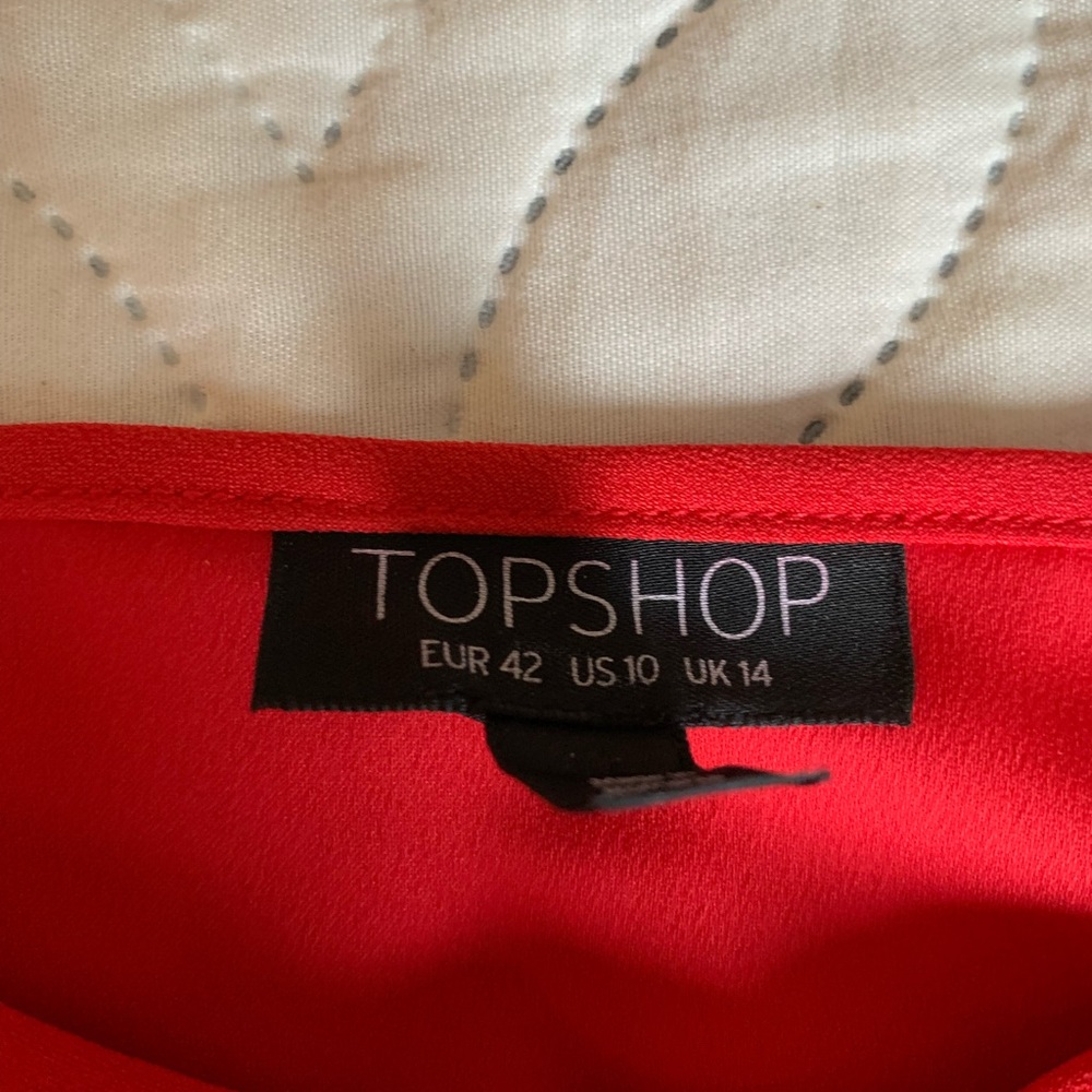 TOPSHOP 🍓 Crop Ruffled Top - Picture 2 of 3